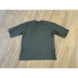 ASRV Aerosilver Shorts Sleeve Training Shirt Men’s Small Dark Green